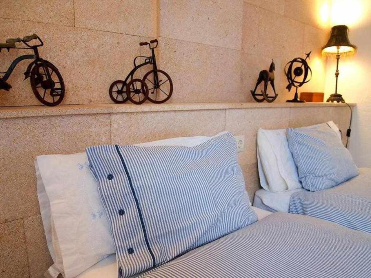 Ciclismo y golf junto a la playa Finca Son Sant Martí Gran Muro Exterior foto