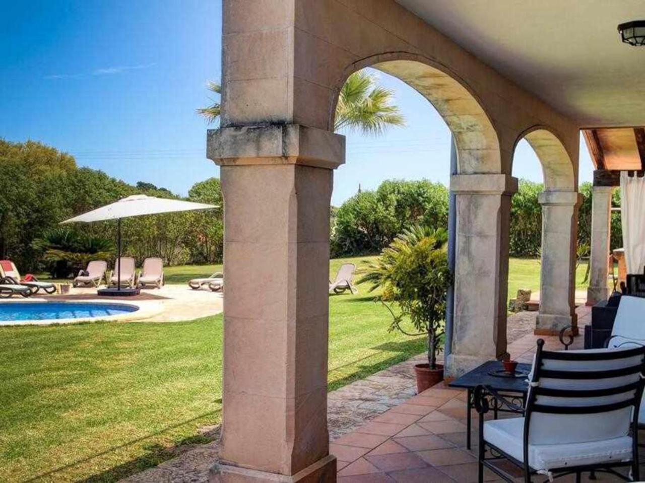 Ciclismo y golf junto a la playa Finca Son Sant Martí Gran Muro Exterior foto